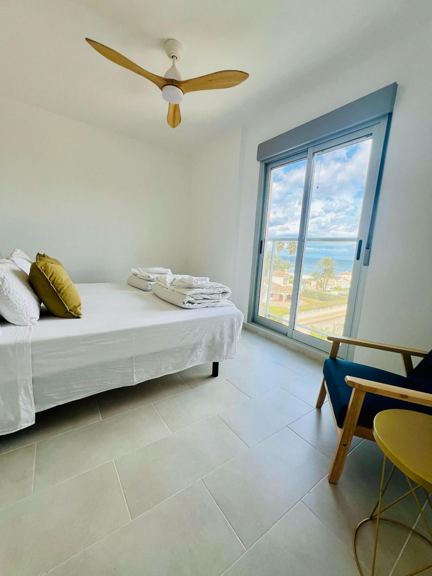 Appartement Atico Espuma - Marenia'S Dream à Dénia Extérieur photo